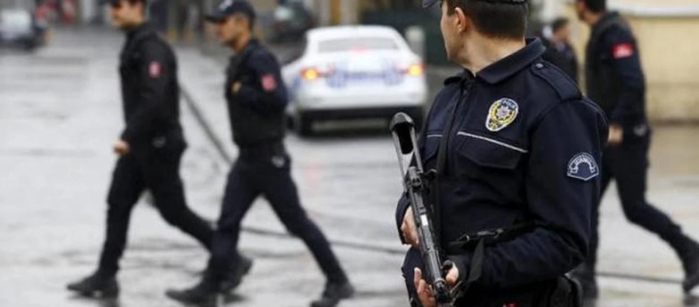 Τουρκία: Χειροπέδες σε τρία στελέχη του φιλοκουρδικού κόμματος HDP